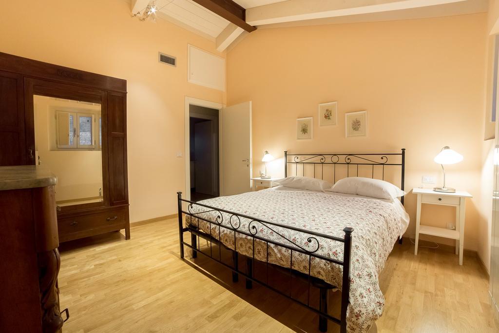 Holiday Home Il Borgo Degli Agrumi Uzzano Εξωτερικό φωτογραφία